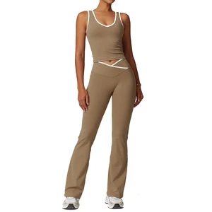 Wholesale Women's Sexy Workout Set 2-Piece Seamless Yoga Tracksuit Crop Tops With Shorts Lounge Wear and Leggings