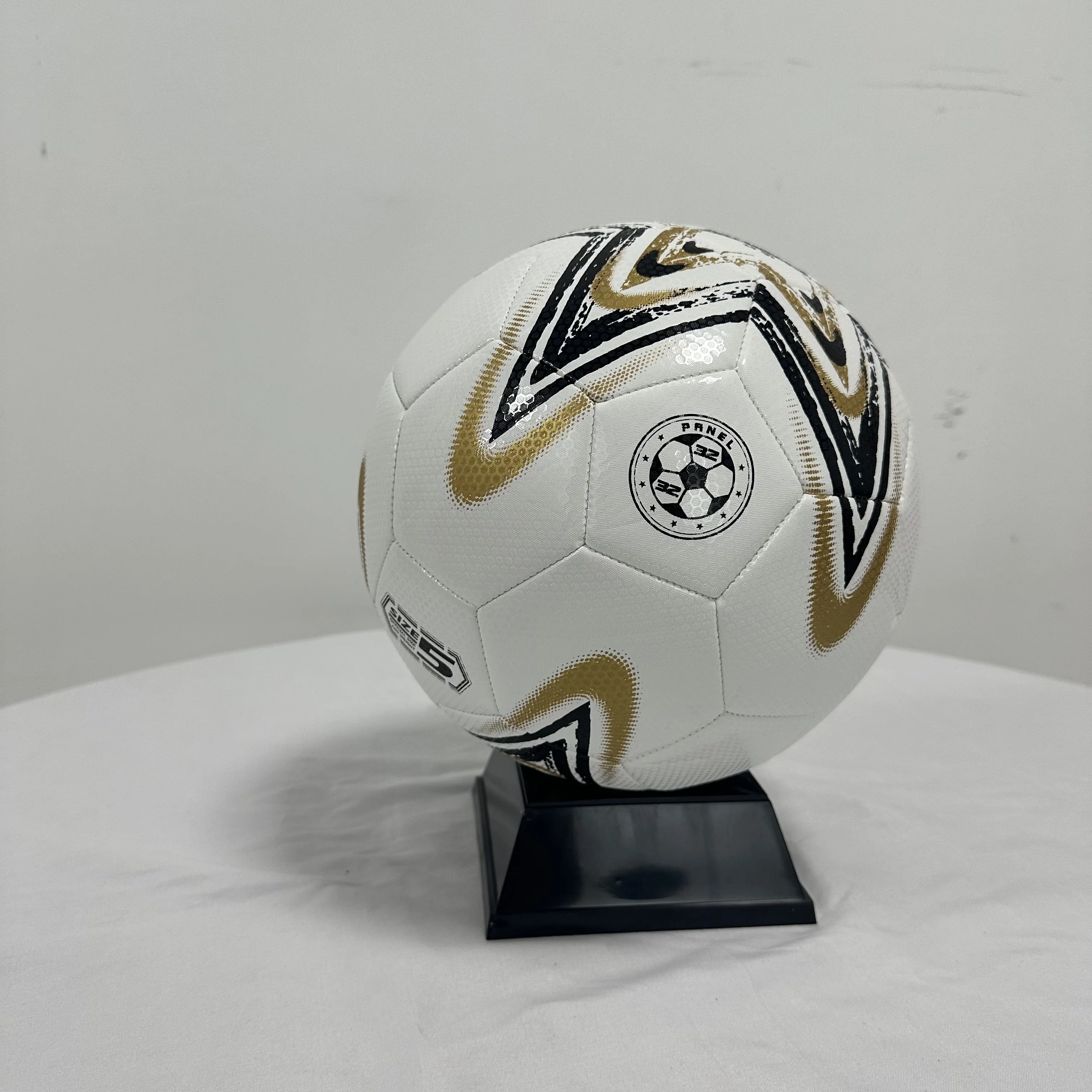 MCG Factory Price PU Soccer Goal  Hover Ball for Football Field  and Easy to Use