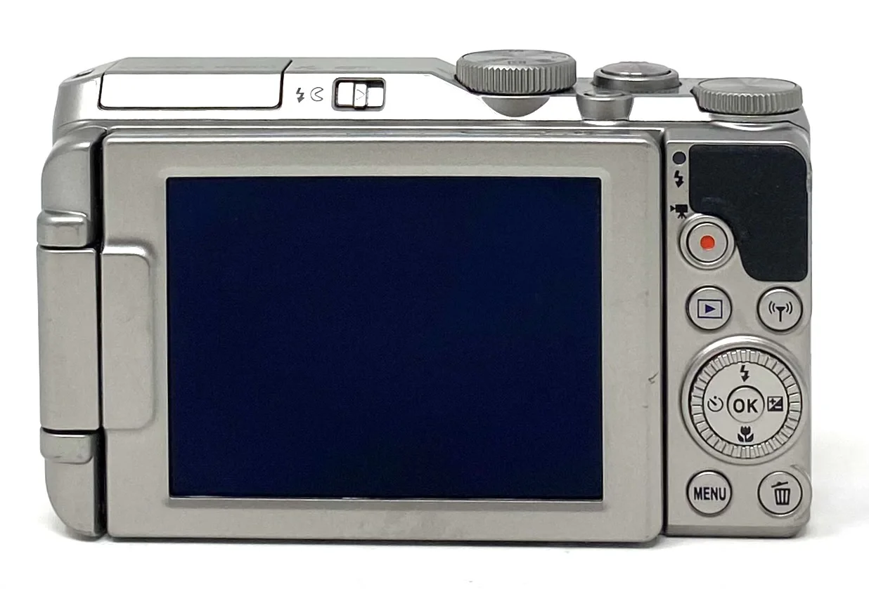 Nikon COOLPIX S9900 - 20.1MP Camera with 30x Optical Zoom