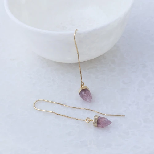 Trending Design Natural Cherry Quartz Gold Box Long Chain Thread