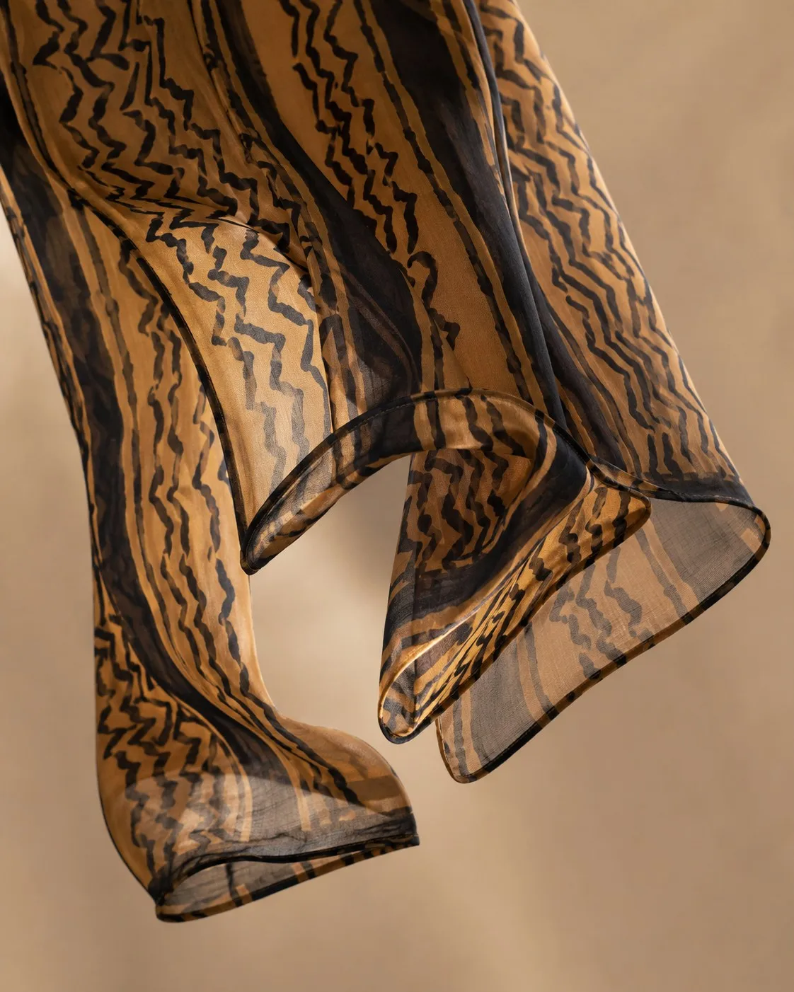 Custom Printed Modal Hijab Tribal Zigzag view 7