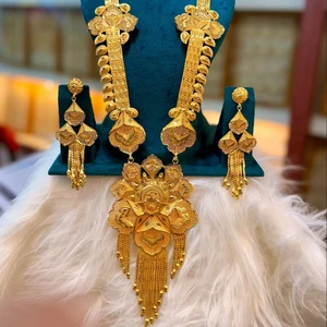 24K Gold Plated Vintage Dubai Fashion Jewelry Set Earrings Bangles Combs Brooches Germany Bulgaria Copper Material Stylish