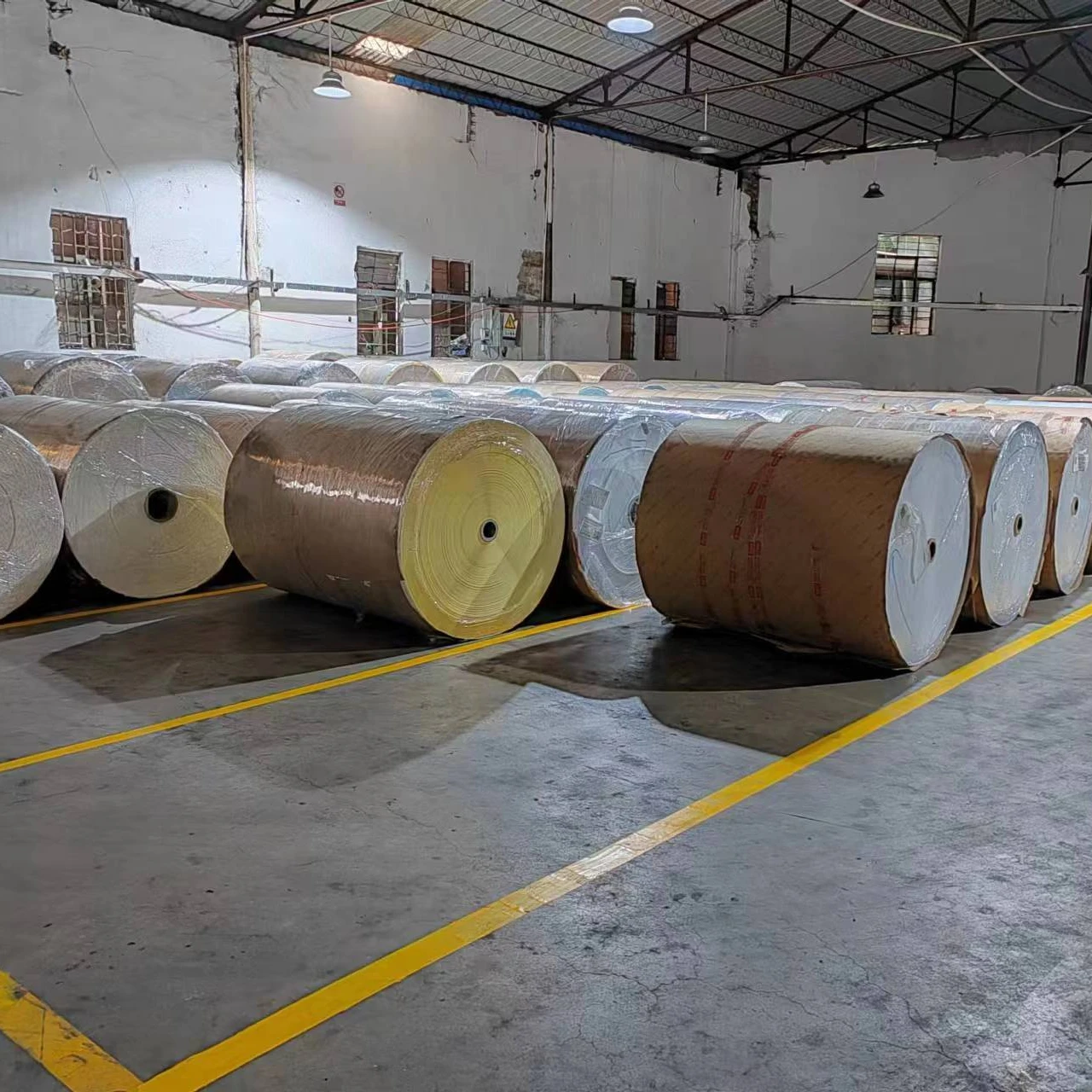 Customizable Jumbo Roll Self-Adhesive Label Manufacturers' Coated Paper Industrial Print Double-Sided Synthetic Paper Chemical