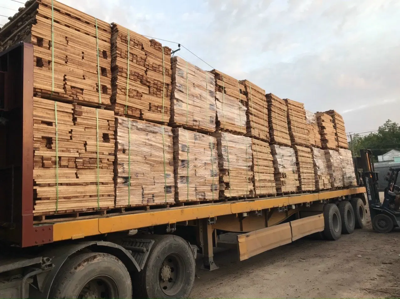 Hardwood Timber Kiln Dry From Rubber Wood Logs Cheap Price Buy