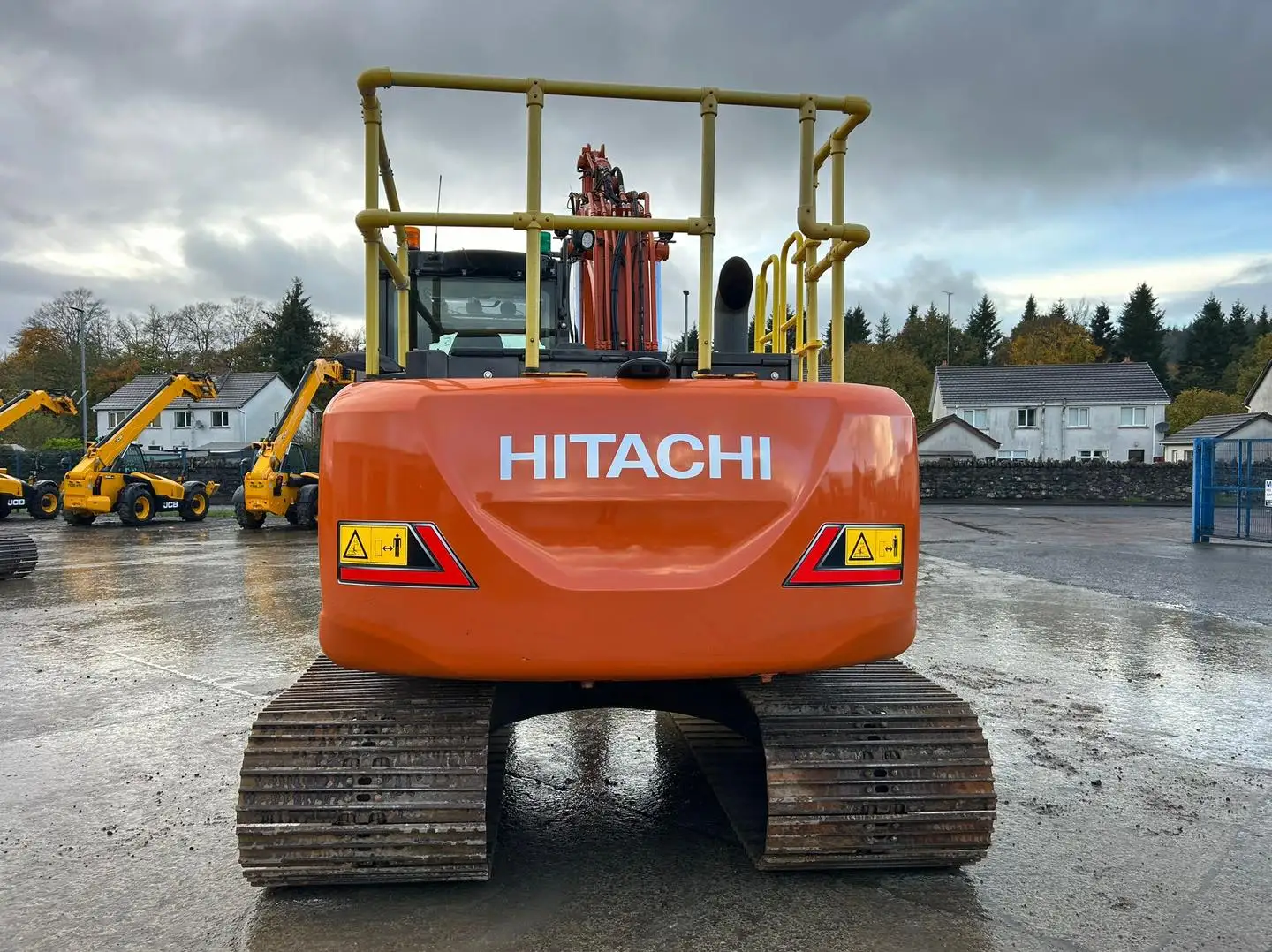 Used Hitachi ZX130 Hydraulic Excavator 13 Ton Hitachi Engine HIOS