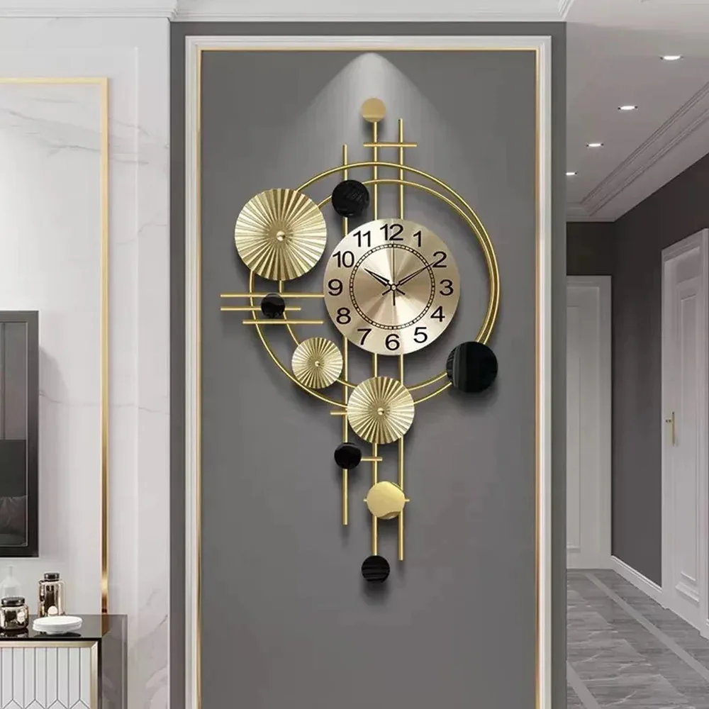 Latest Design Luxury Big Dial Iron Wall Clock Fancy Round Hanging Metal
