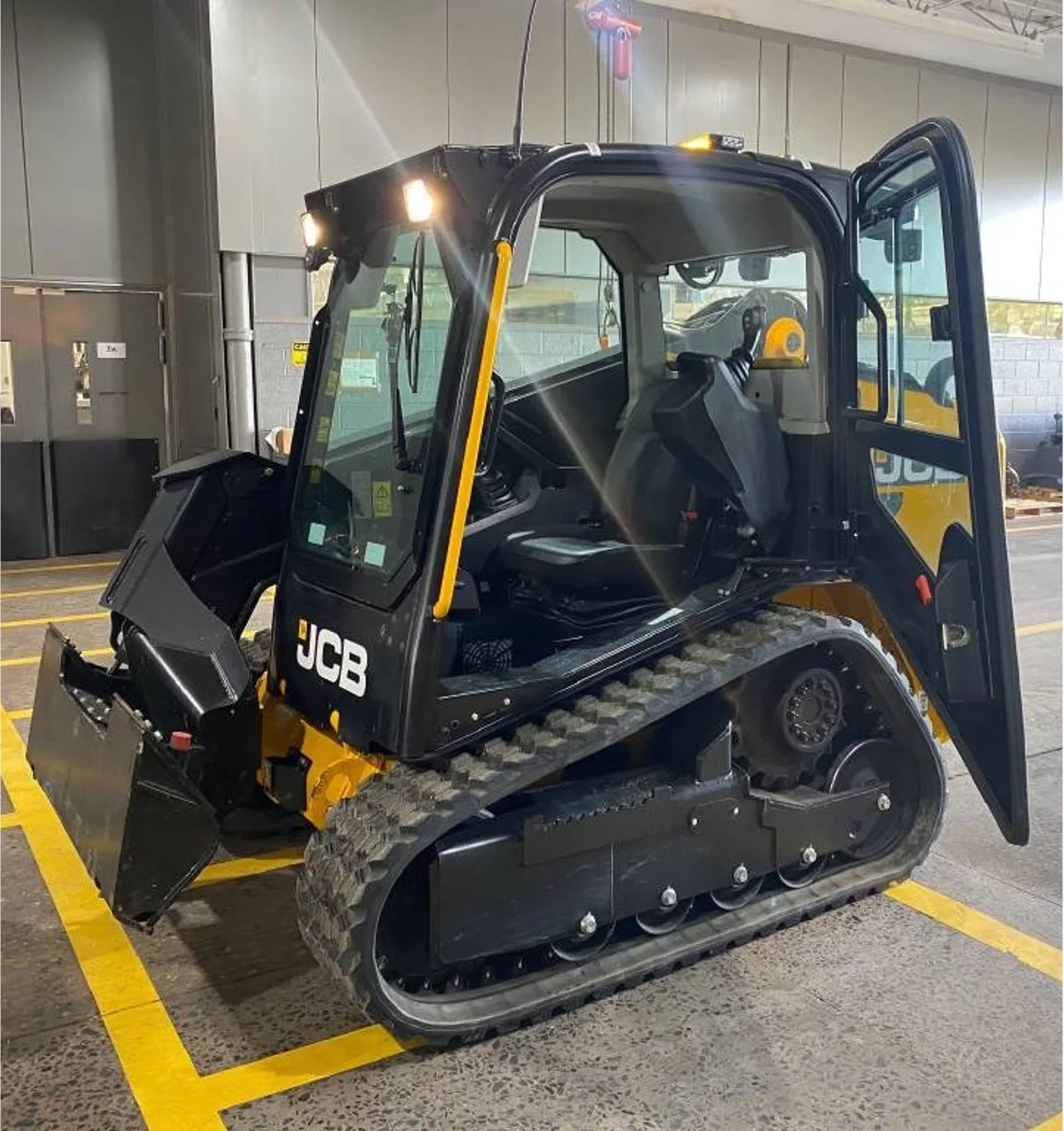 Low Maintenance Cost 2022 Jcb 2ts7t Cheapest Epa Euro5 Skid Steer