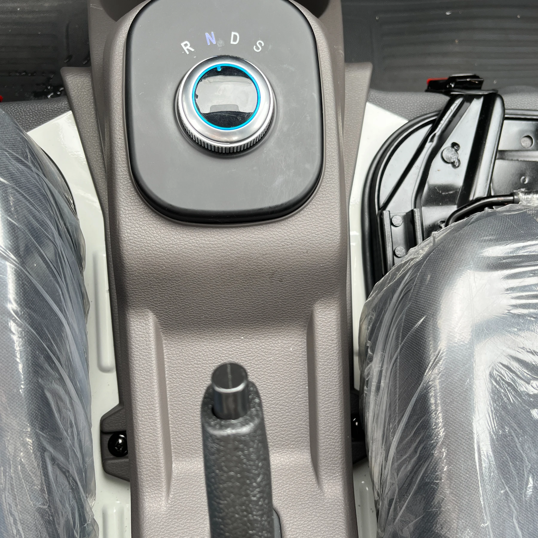 Sumec Kama 1.5tons Single Cabin 4+1 Wheels China Mini Pickup New Energy