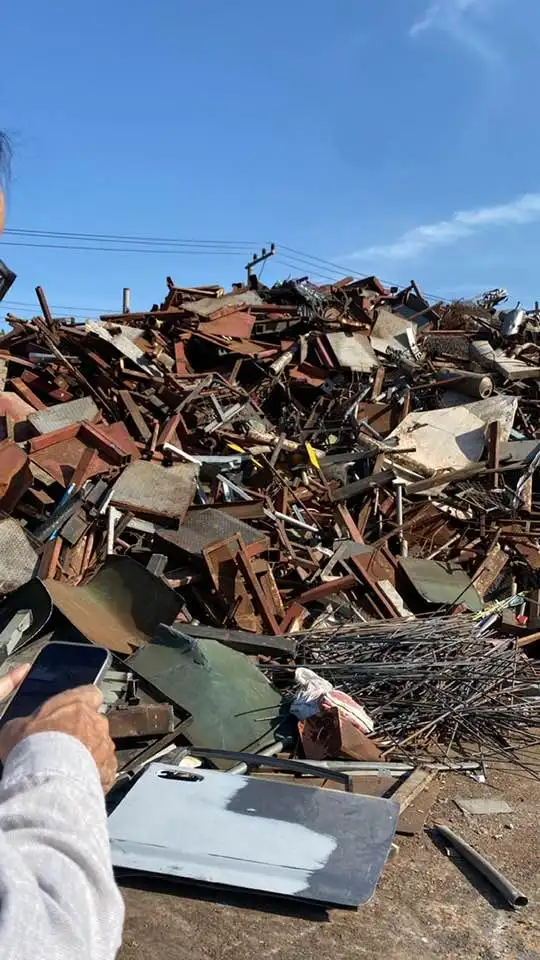 Cast Iron Scrap-Foundry-Grade Recyclable Metal with 99% Fe Content US Origin Model Z252 for Steel and Iron Production 200kg