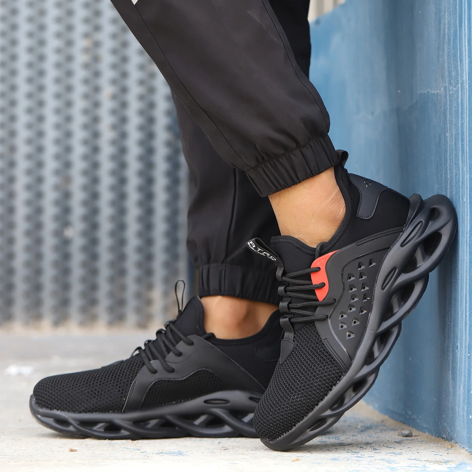 2023 American Breathable Jogger Shoes Puncture Proof Safety