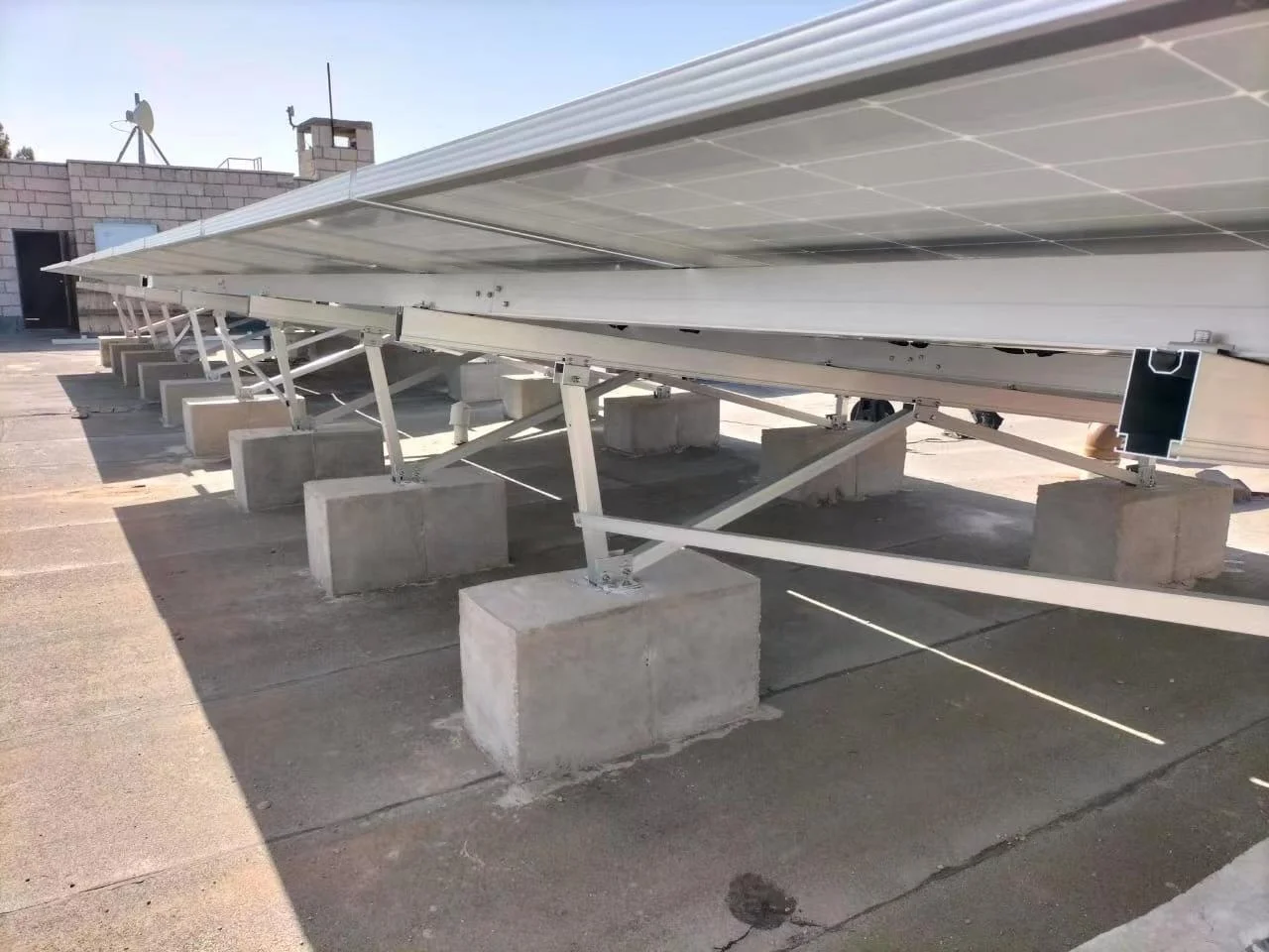 Concrete Flat Roof Solar Mounting System Pv Roof Mounts With Concrete ...
