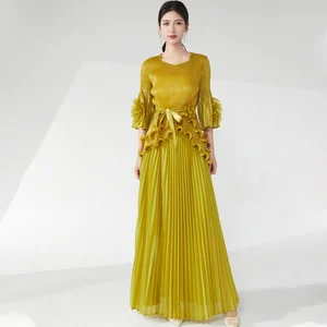 Quality Wholesale Fast Delivery Women's Fashion Set Plus Size Loose Designer Top and Long Skirt Two-piece Set