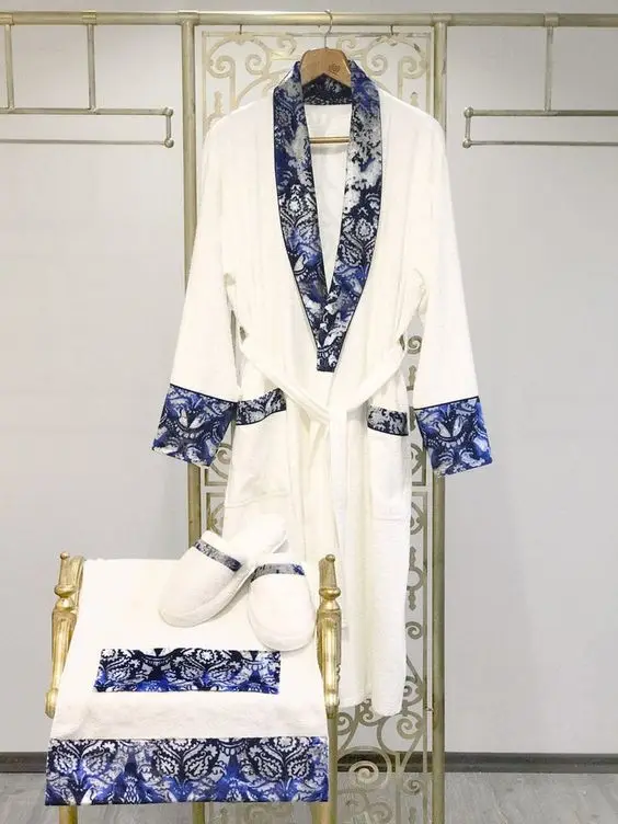 Buy Classical Design Bath Robe & Multi Colored High Grade Bath Robe For