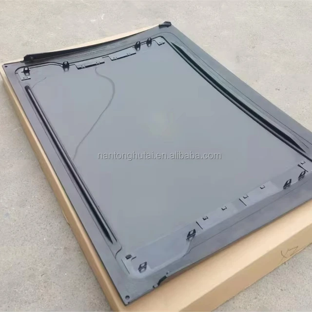 Factory Outlet Price Auto Parts Sunroof Window Parts Glass for Hyundai  VERACRU Auto Sunroof
