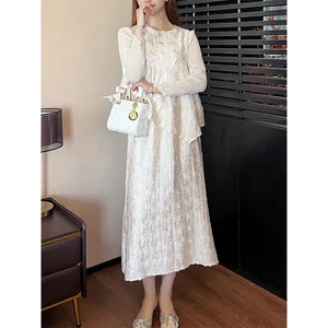 2025 New Women's Pleated Fashion Set Autumn Two-Piece Set Irregular Design Elegant Temperament Top and Skirt Set