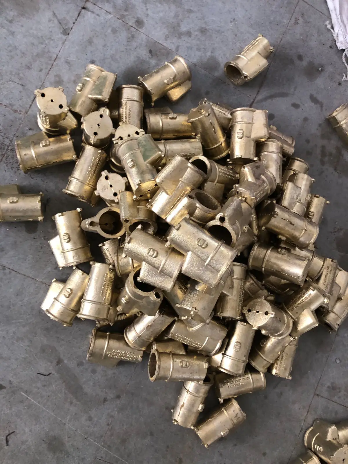 Wholesale Brass Garden Hose Fitting NPT Thread Equal Shape Forged Pipe Union Water Gas Application OEM Pipe Fittings