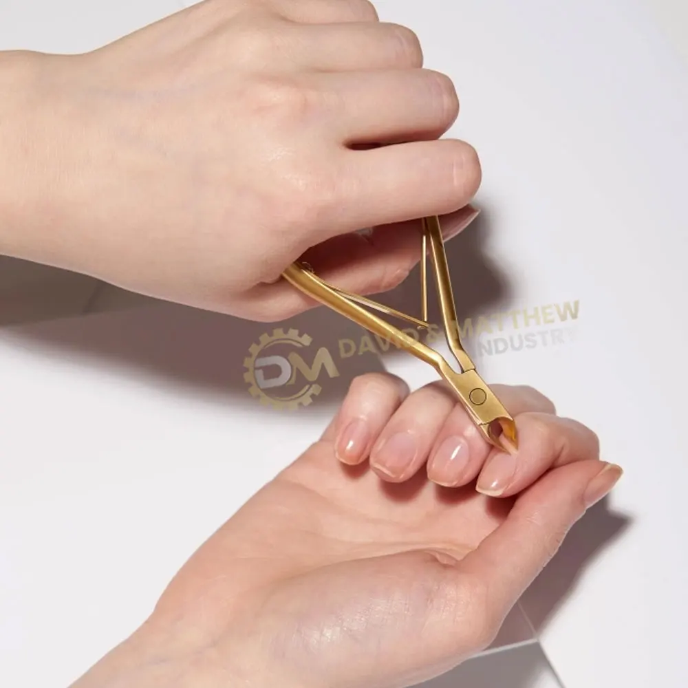 Custom Logo Golden Color Nail Nipper Best Seller Professional Nail
