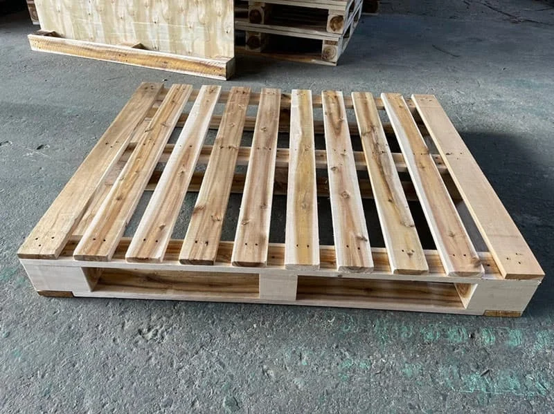 Pine Wooden Pallet Boards for Packing Cargo / Wood Pallet EU Standard for Transport Logistics Custom Size