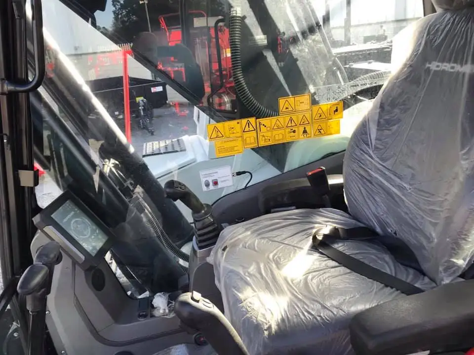 Hidromek 310 LC Excavator 264 HP Engine 1.6 m Bucket Capacity Hydraulic Pump Bearing