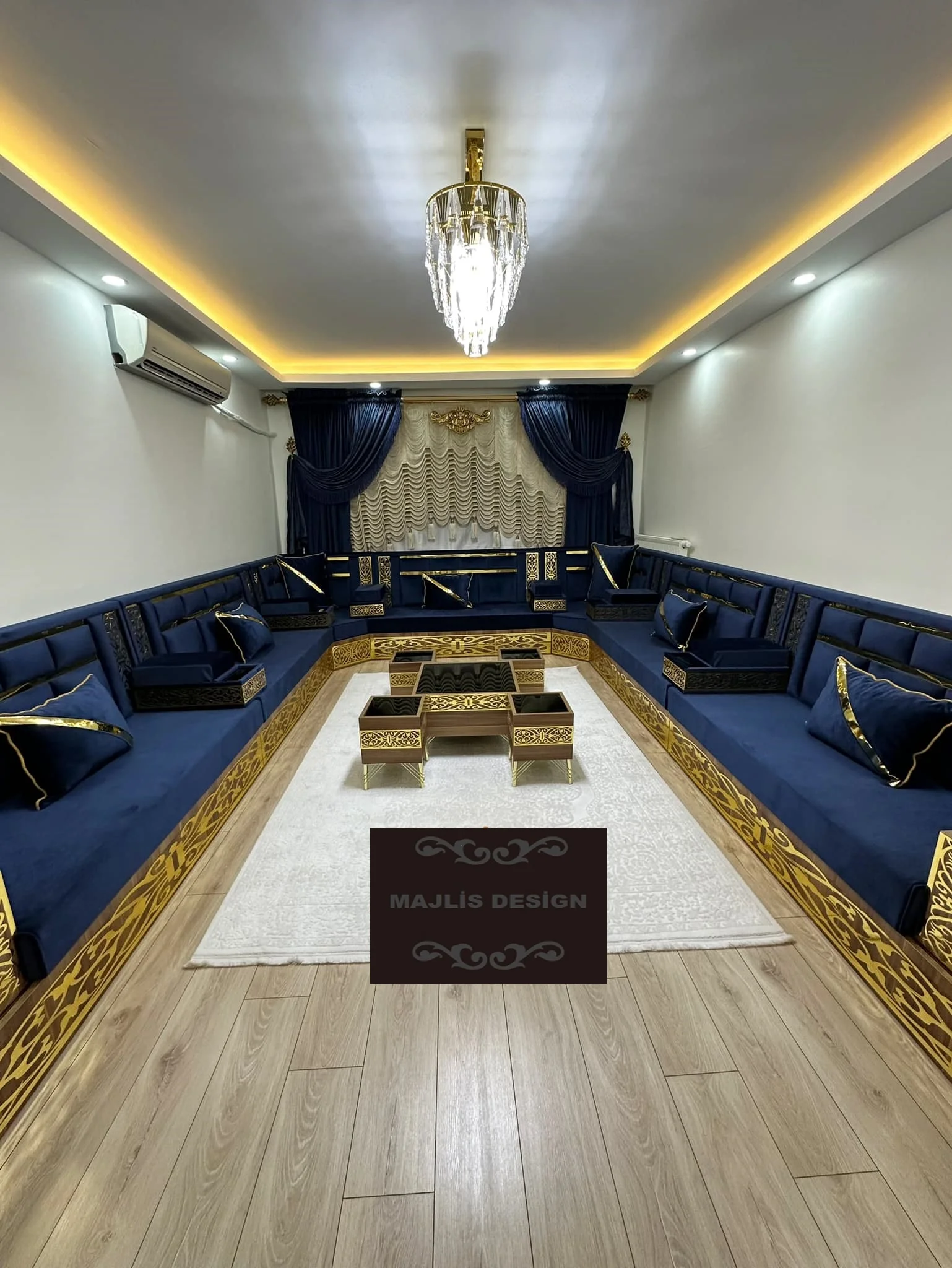 Arabic Majlis - Modern & Customizable Living Room Set