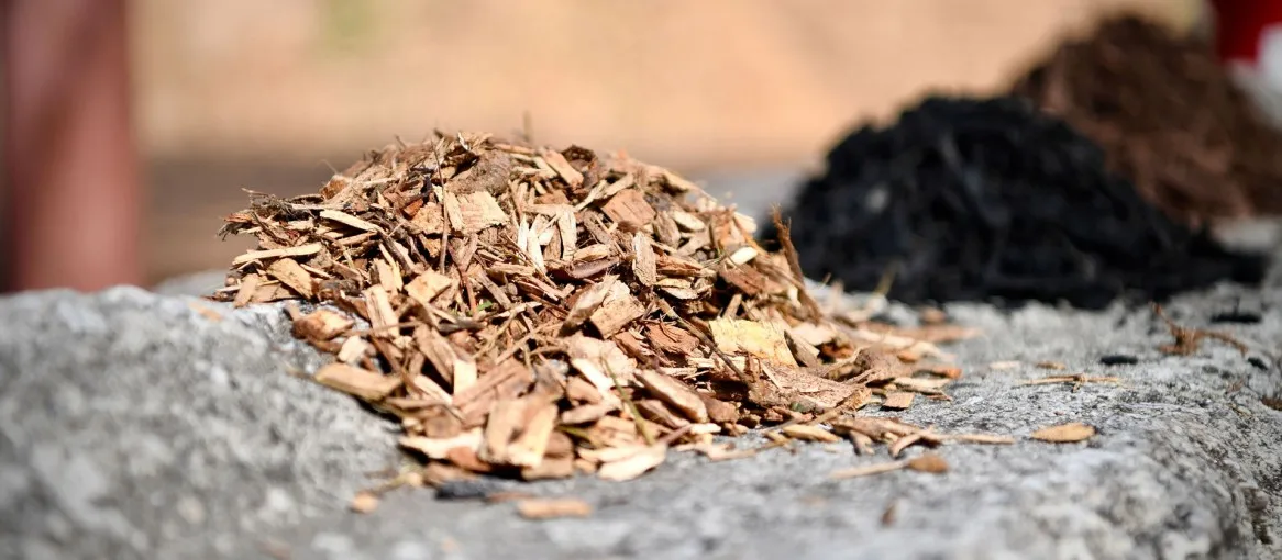 Top Wood Chips 15 Kg Wood Pellet Din Plus/a1 Wood Buy With Best Price Shavings / Sawdust