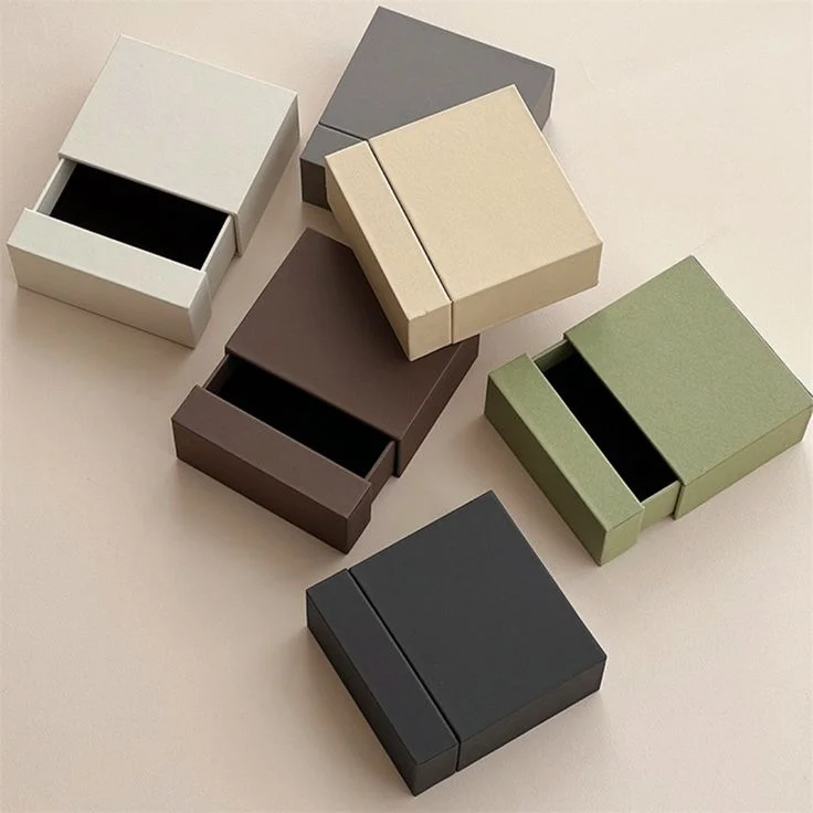 Biodegradable Custom Printed Matt Lamination Square Grey Paperboard Nail Polish Oil Gift Boxes Packaging for Cosmetics