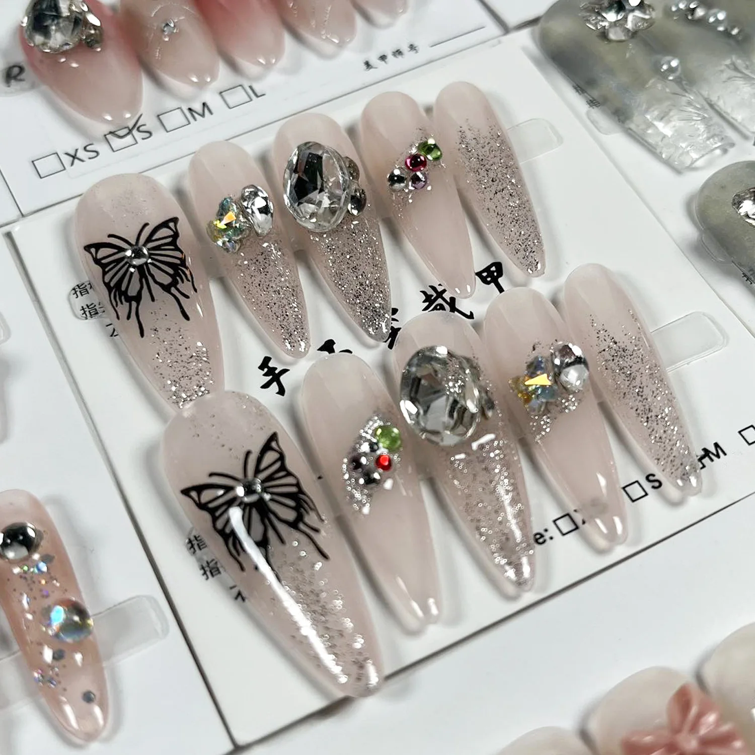 Random Design High Quality Oem Easy to Use Decoration False Luxury Handmade Press on Nails With Designs