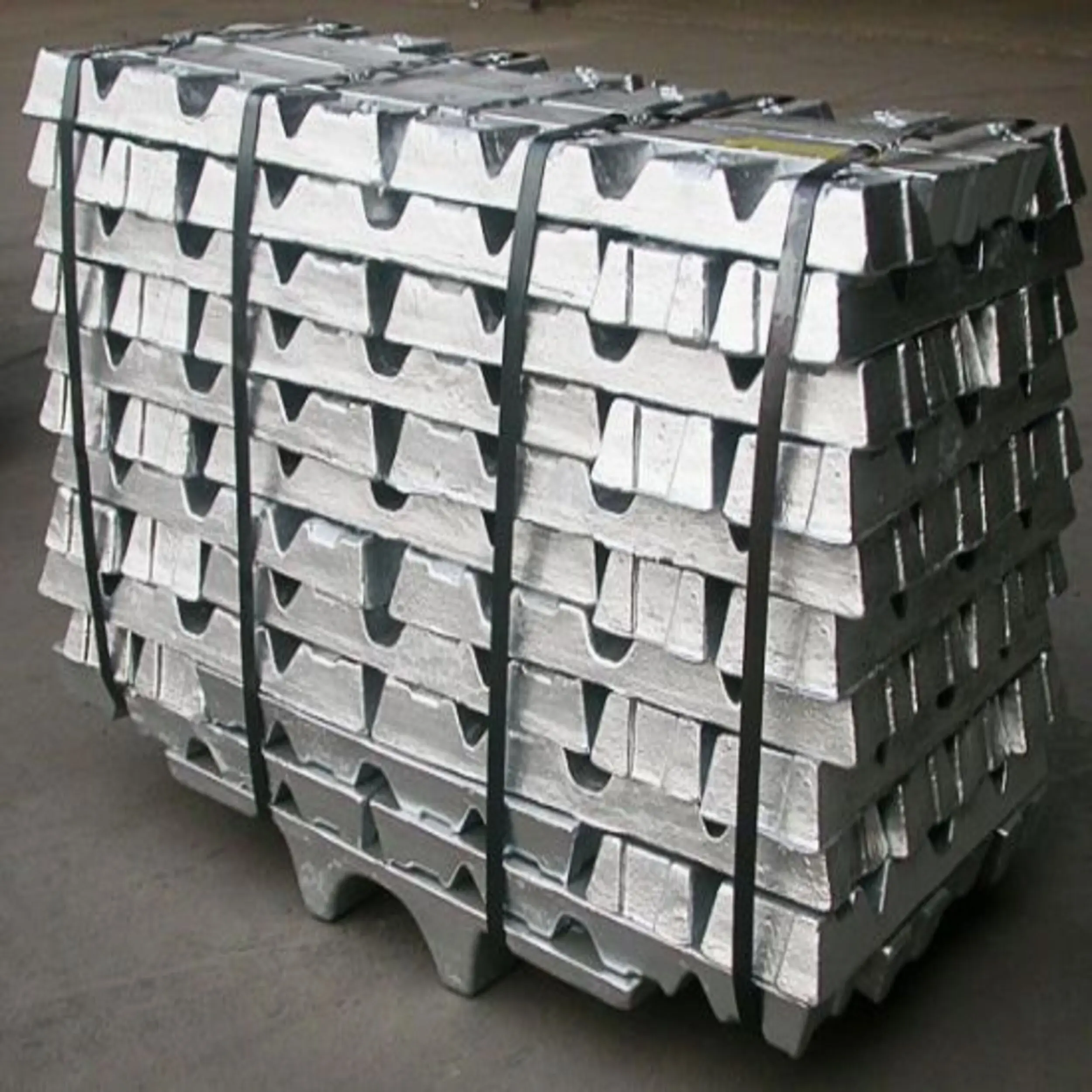 Алюминий 7. Алюминий слиток 99. Aluminium Alloy Ingots (Aluminum ratio reaches: 96.5%). Aluminium Ingots a7. Чушки металлические.