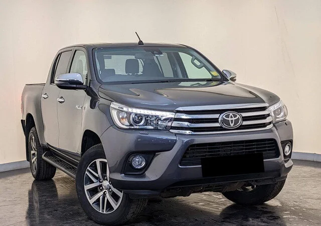 Clean Used And Cheap Toyota Hilux For Sale Uk 2.6 Rhd - Buy Best Used ...