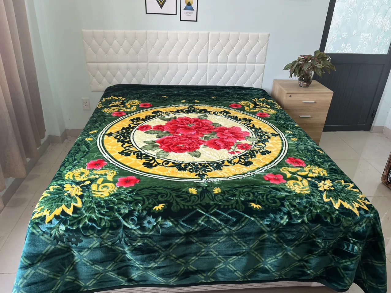 Vietnam 100 Polyester Size 200x240cm 4.0 Kg 2 Ply Saffron Best Price