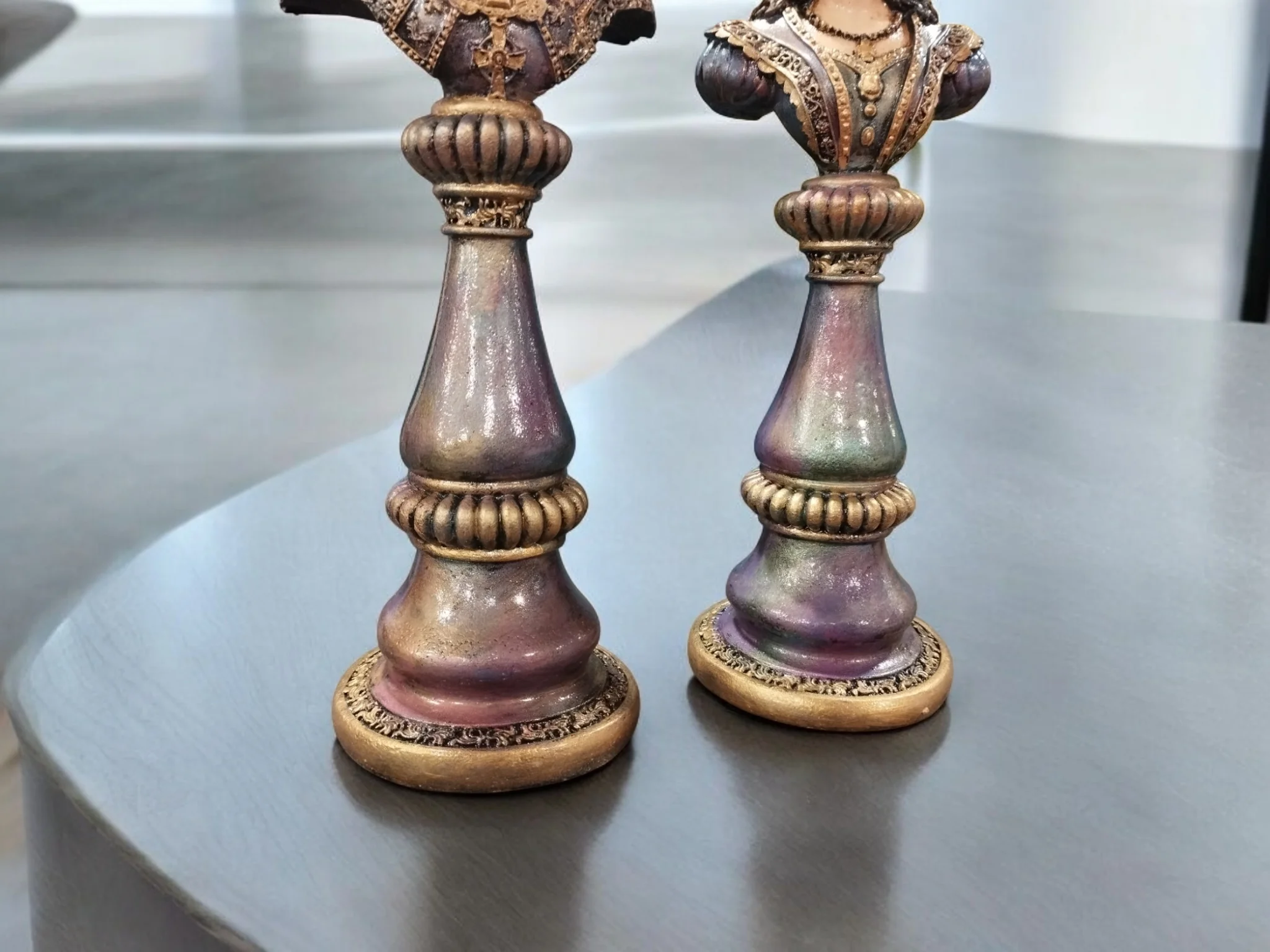 Large Resin Chess Statue Shah Vizier Classic Male Female Sculpture Modern Home Decor Accessory Sea Souvenir Gift Store Hot Sale