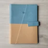 Beige et bleu