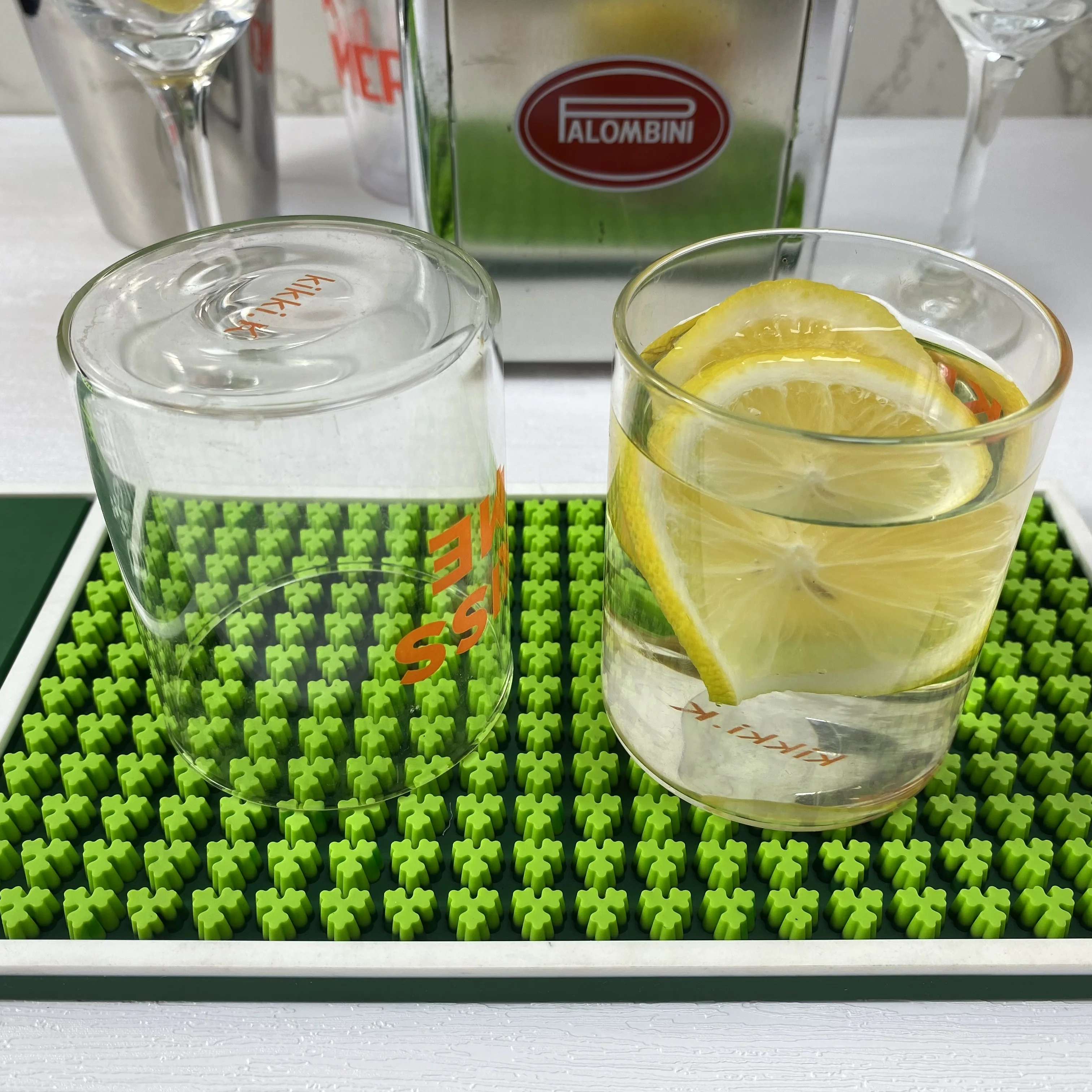 Manufacturers Direct Factory Price PVC Custom Logo Bar Rubber Spill Mat Beer Drinking Barmats