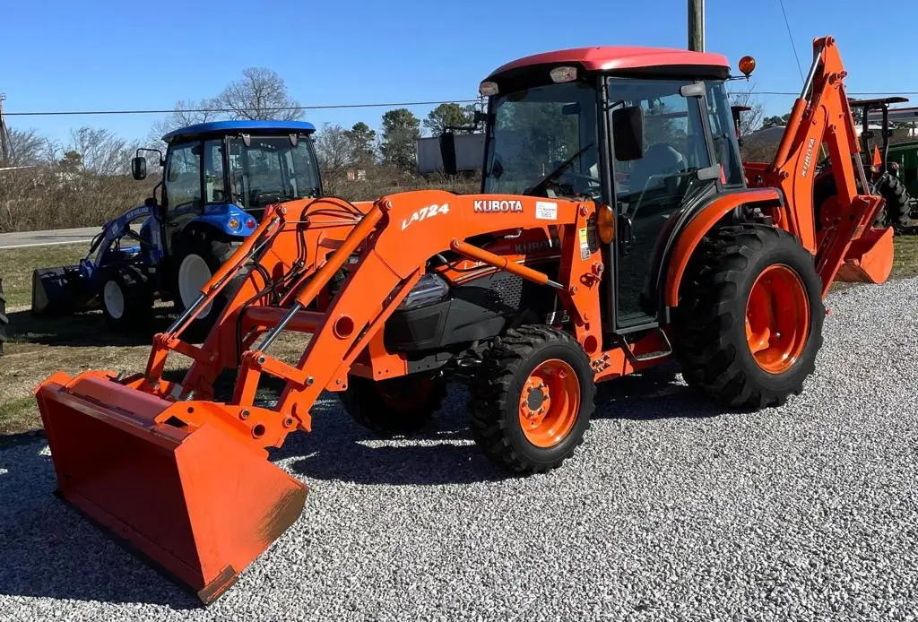 Used Kubota L3240 Tractor With La724 Front Loader And Backhoe Loader