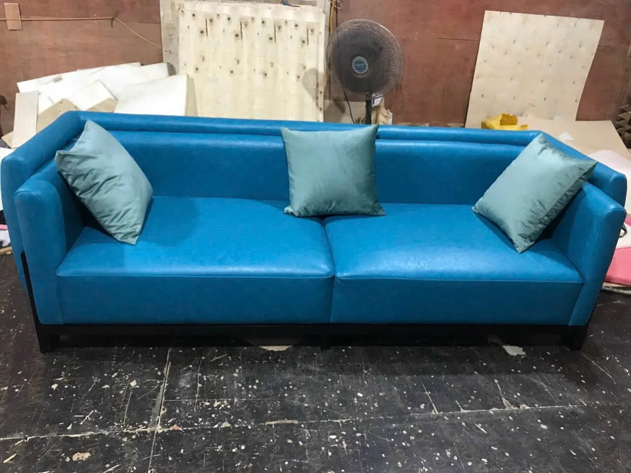 Villa Sofa Chair Traditional Design Natural Wood Material Oak Ash Wood