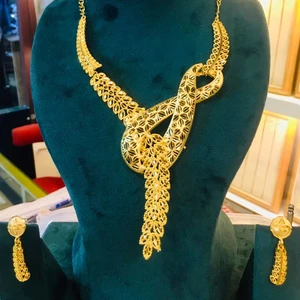 Handmade Vintage Copper American Diamonds Imitation Dubai Fashion Jewelry Set Classic Necklace Earrings Bangles Daily Life