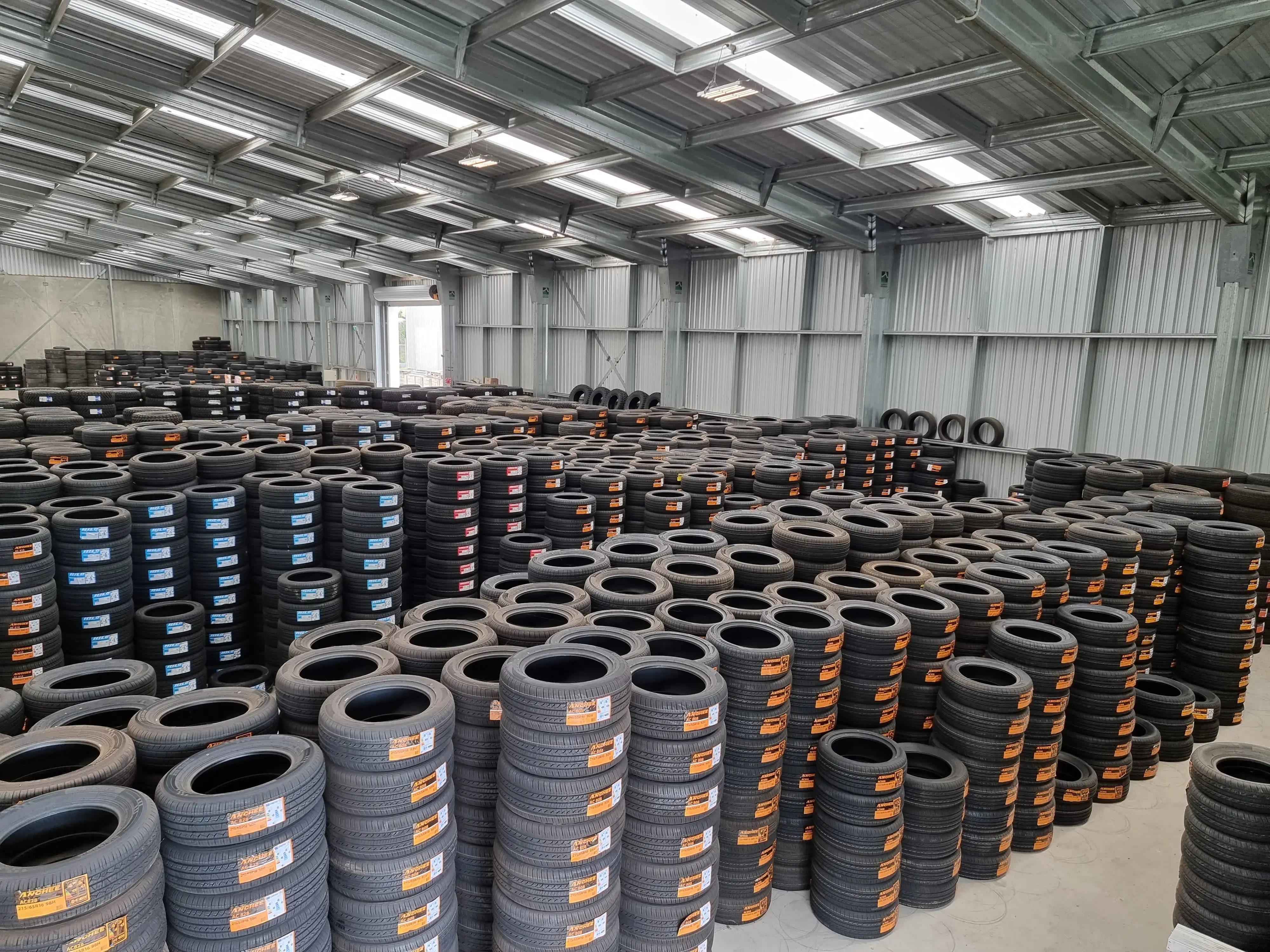 Bulk Wholesale Price Top Quality vehicle used tyres car 2nd hand tires for cheap prices