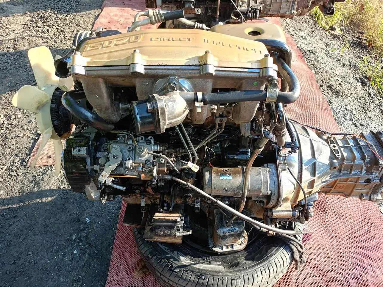 Isuzu Used 4JA1 Diesel Engine Assembly 4 Cylinder for Car Application