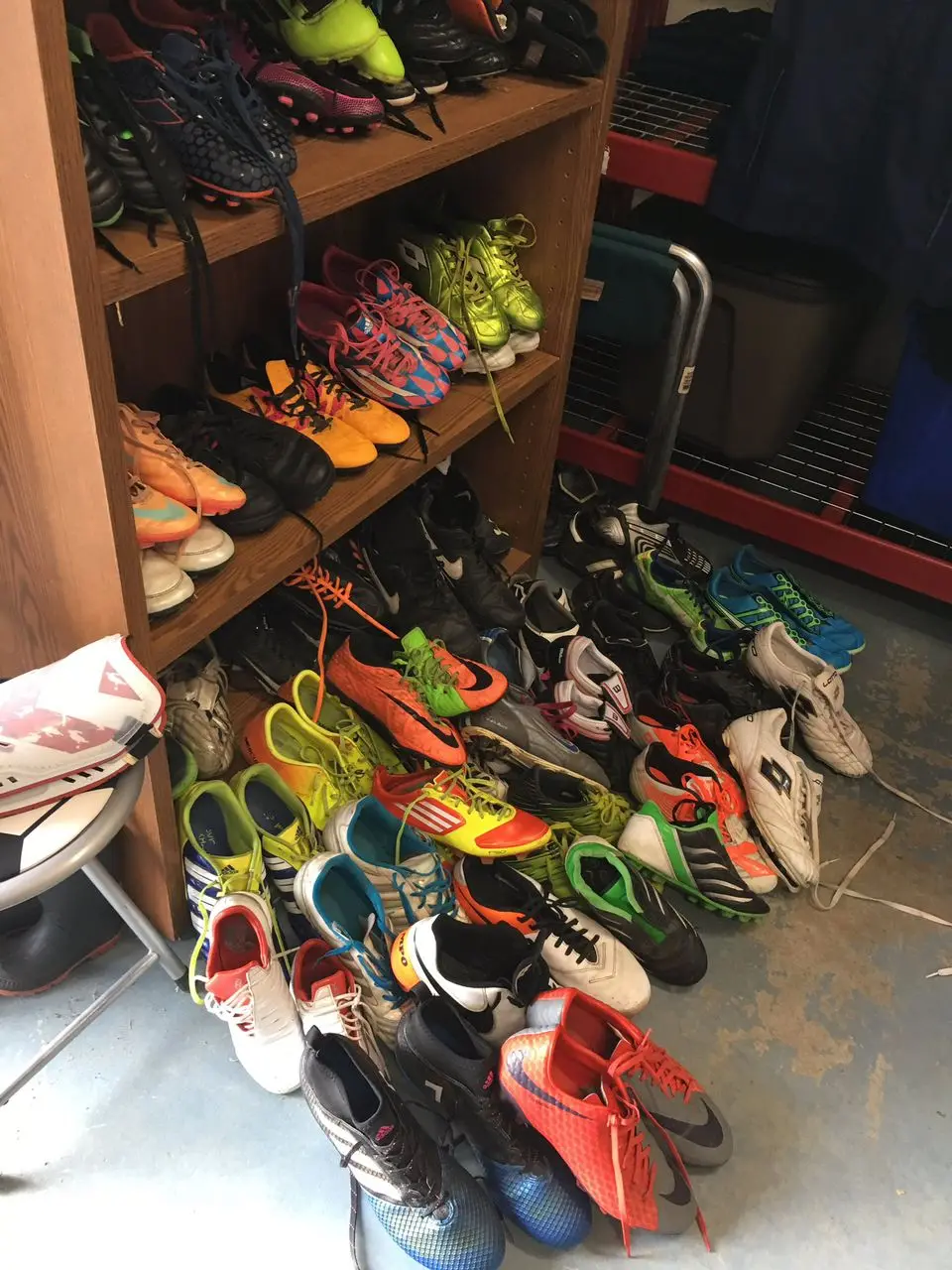 Football Soccer Shoes High Standard Used Brand Football Shoes Men Soccer Boots Buy Soccer