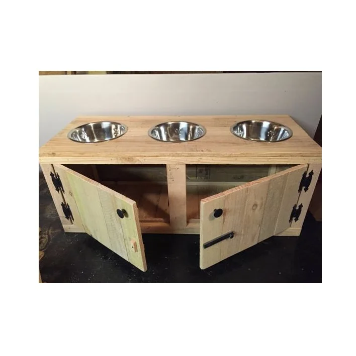 Миска для кормления домашних животных с деревянной подставкой