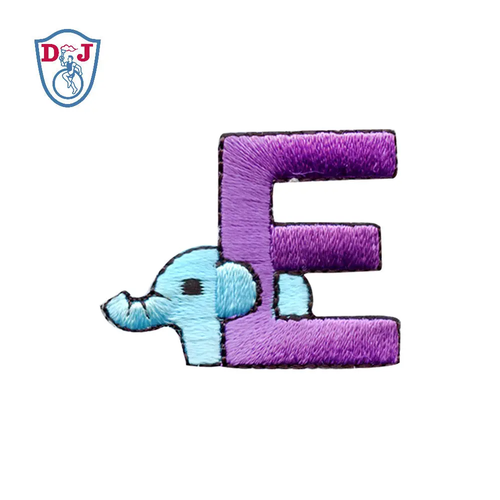 Нашивка с алфавитом 26 букв аппликация наклейки вышивкой утюгом значки именем на заказ вышивка одежды персонализированный логотип