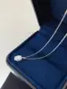 White Gold / Silver
