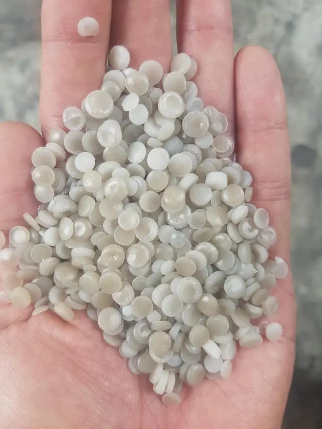 Поставка гранул ПЭ ПНД ЛПД рециркуляция импортных товаров вьетнамские фабричные чипы высокого качества смола для продажи модель места