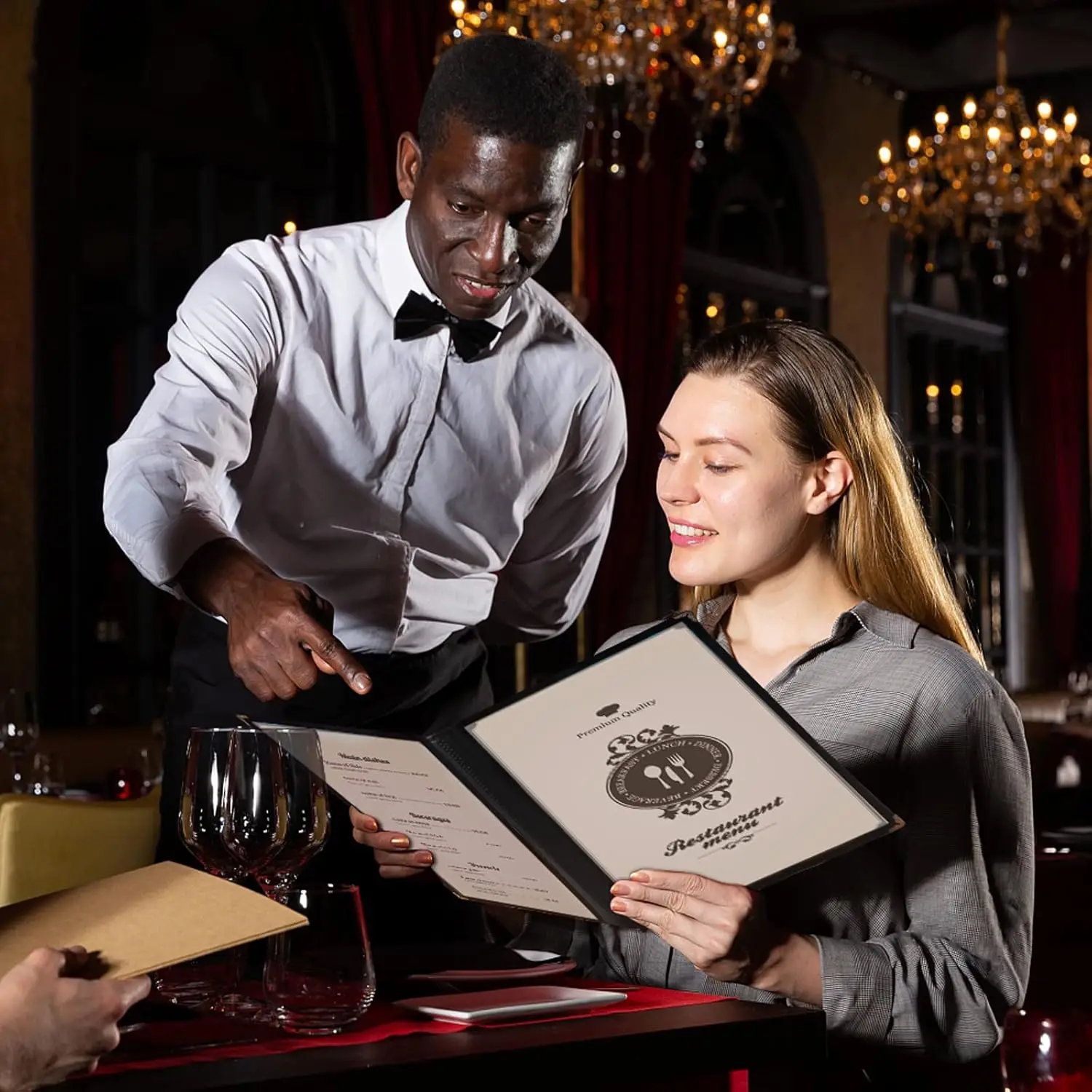 Durable Transparent PU Leather Menu Sleeve 4-Page 8-View A4 Size Restaurant Menu Cover for Hotels