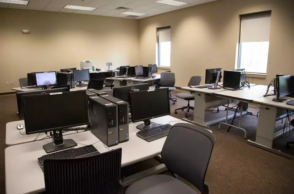 Active Gym Shorts Mens Shorts Grey Hot New Casual Print Customize OEM Spandex Anti Technics Layer Style Time436_voghion.com