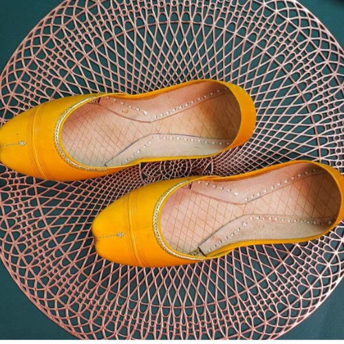 KHUSSA SHOES and KOLHAPURI CHAPPAL for WOMENS NEW DESIGN WOMEN FASHION PARTY WEAR CASUAL WOMEN SHOES PAKISTANI TRADITIONAL