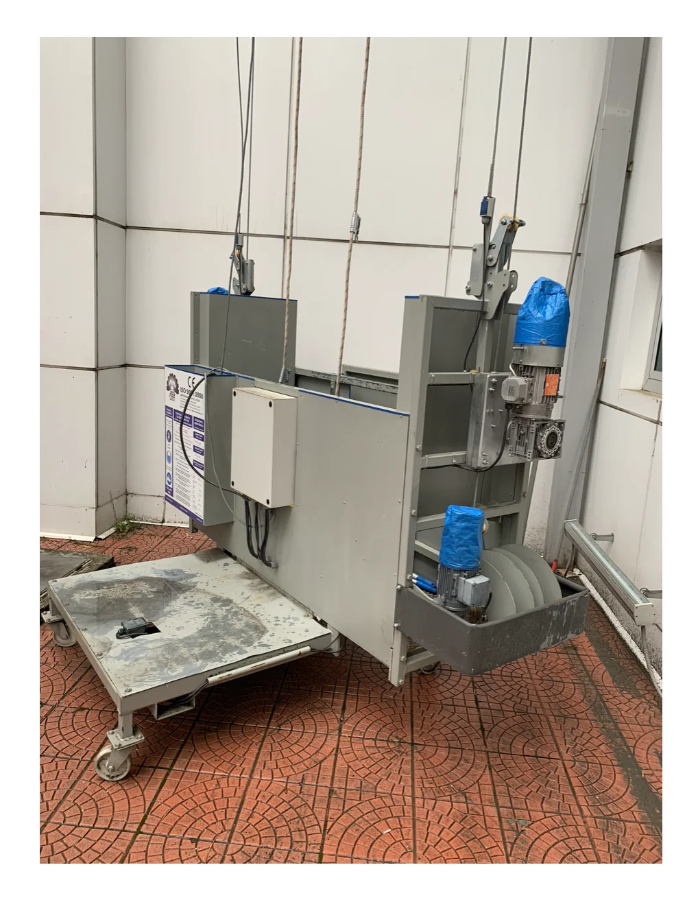 High Quality Facade Cleaning Systems Work Platform Building Glass Cleaning
