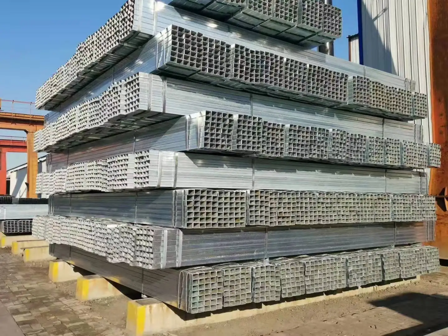 Ms Rectangular Hollow Gi Pipe Dn50 Galvanized Steel Monopole Roof ...