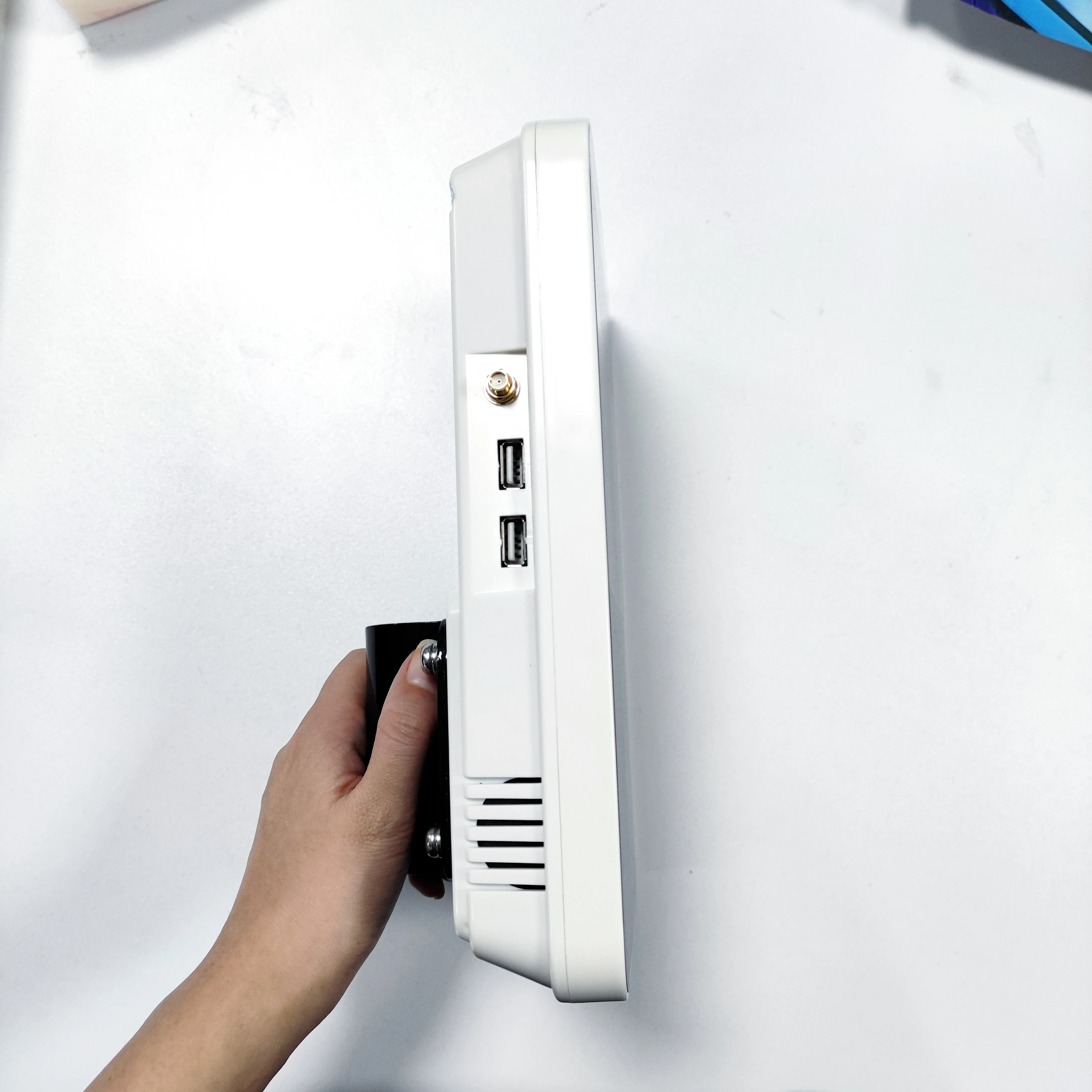 HRET H158 Android POS Bus Card Reader NFC Tap Go Transport Payment System Validator Device QR Barcode Scanner 7-inch Display