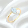 Piedra lunar del arco iris